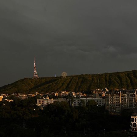 Panorama Khiliani Lägenhet Tbilisi Exteriör bild